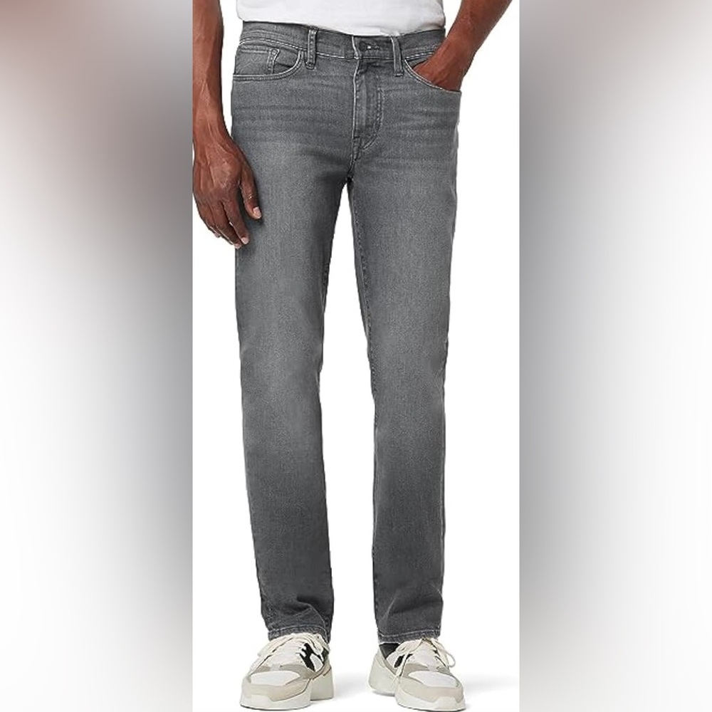 Joe’s Jeans- The Braxton Straight Leg Jean. Faded black/gray Men’s Size 34.